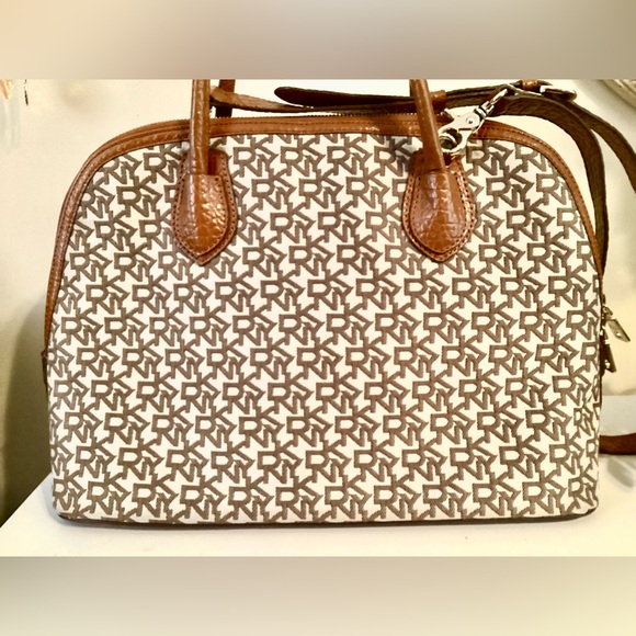 DKNY Large Tan & Brown Dome Monogram Satchel Bag w Strap - Picture 4 of 15